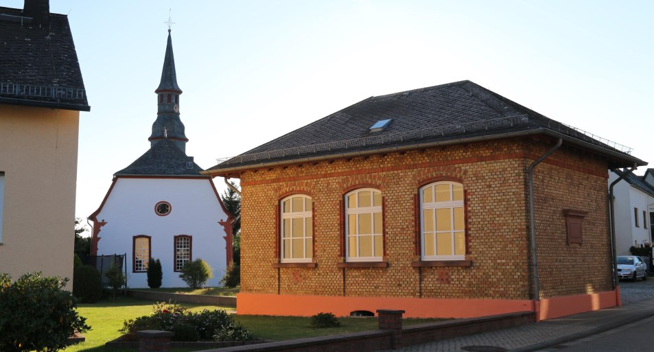 alte Schule hinten | © Gemeinde Reitzenhain alte Schule hinten | © Gemeinde Reitzenhain