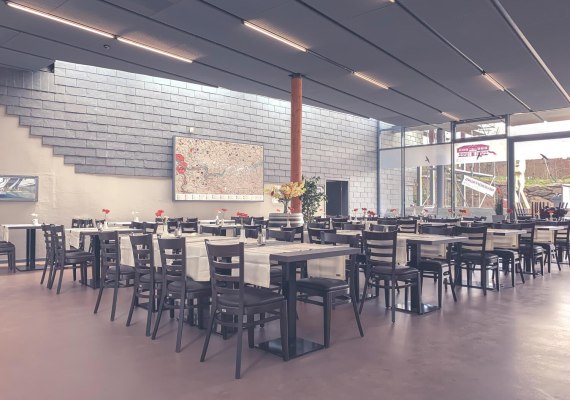 Restaurant innen | &copy; Bruno Bouyajdad